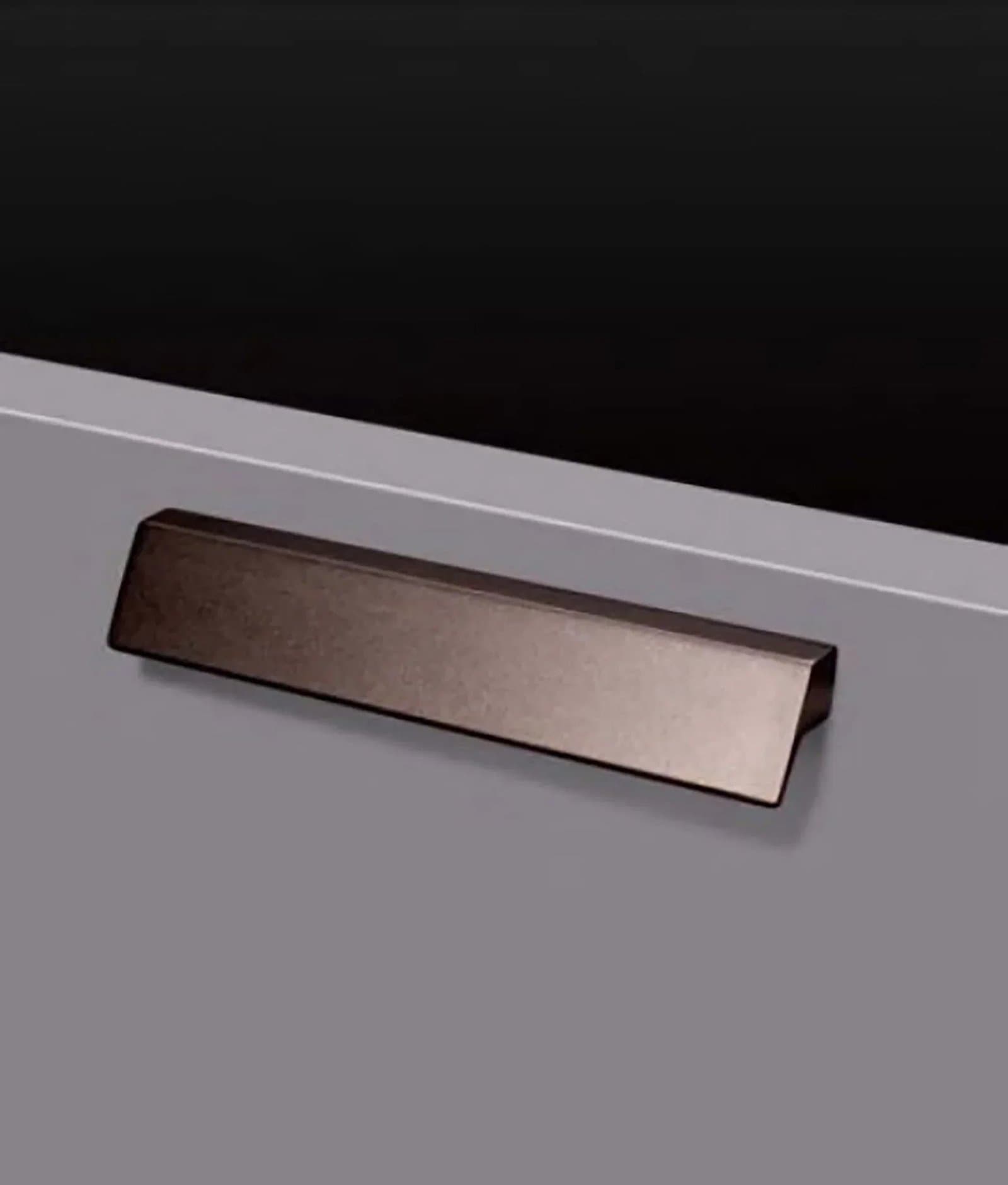Tara Handle